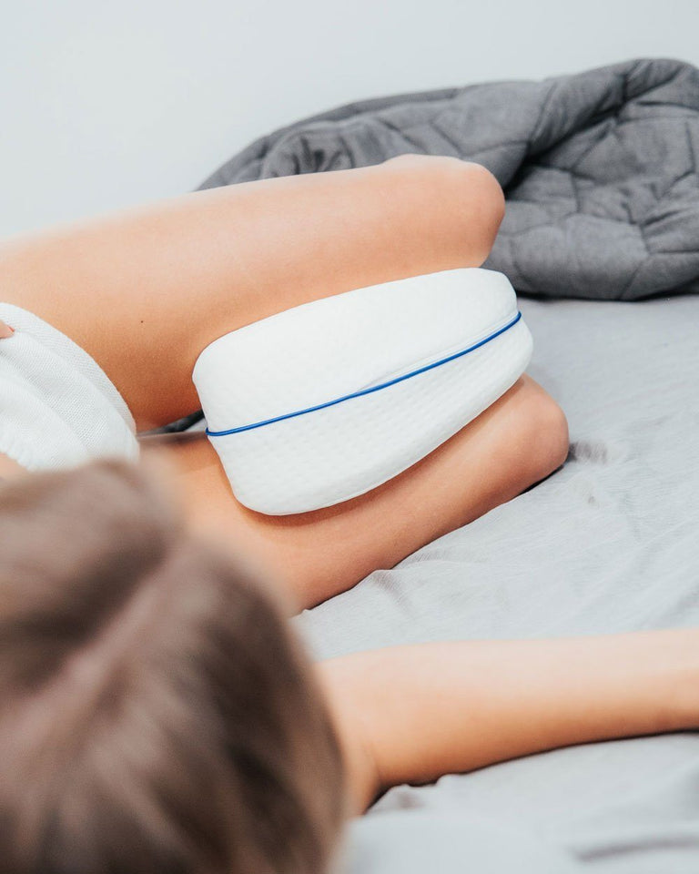 Bed bath and hot sale beyond knee pillow